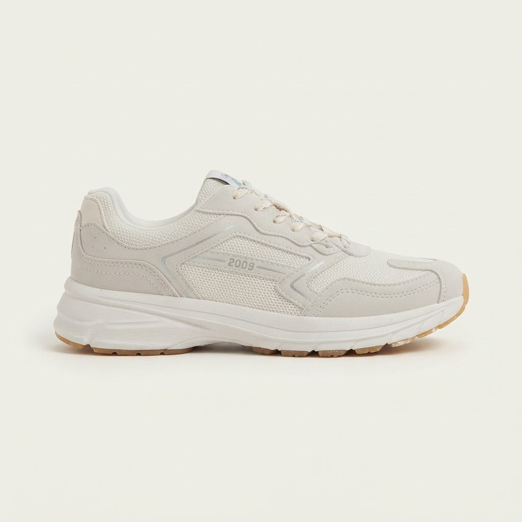 SNEAKERS LATE